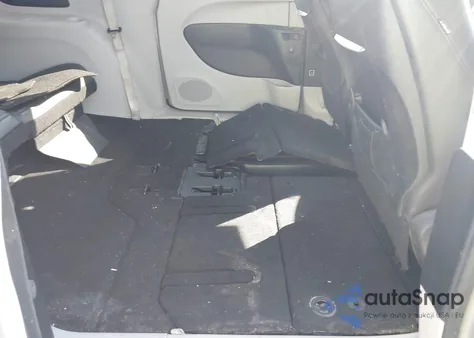 2017 Chrysler Pacifica Touring-L Plus z USA, uszkodzony, nr VIN 2C4RC1EG4HR628347